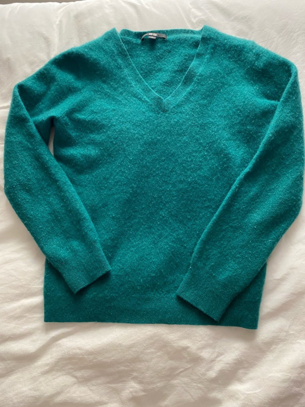 Uniqlo Green Teal V-Neck Cashmere Sweater Size XS